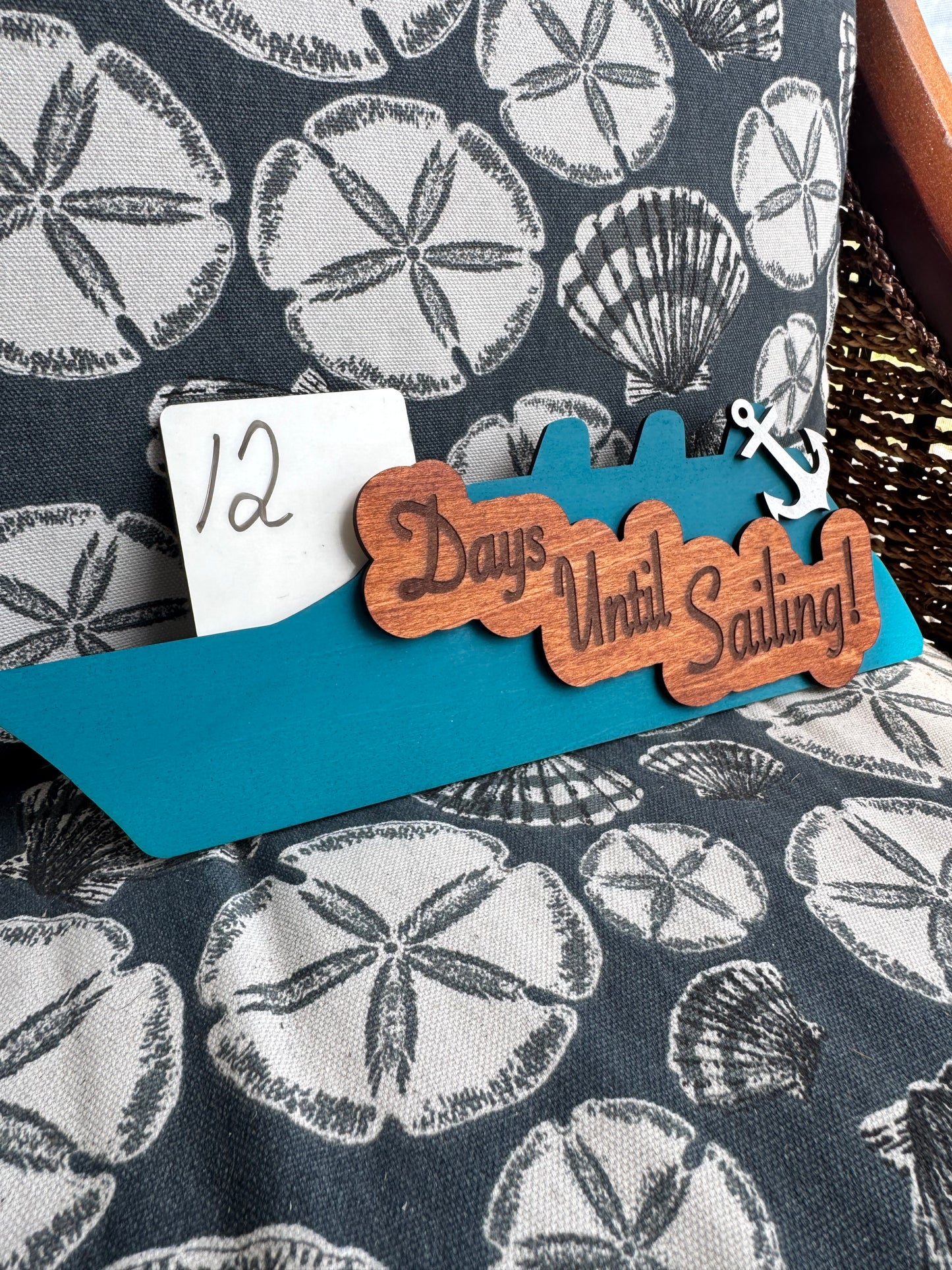 Laser Cut Cruise Countdown Magnet – Custom Cruise Ship Vacation Tracker & Magical Fridge Decor